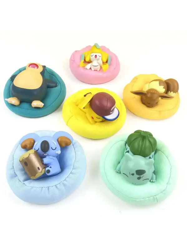 Figuras pokémon durmiendo en Lima